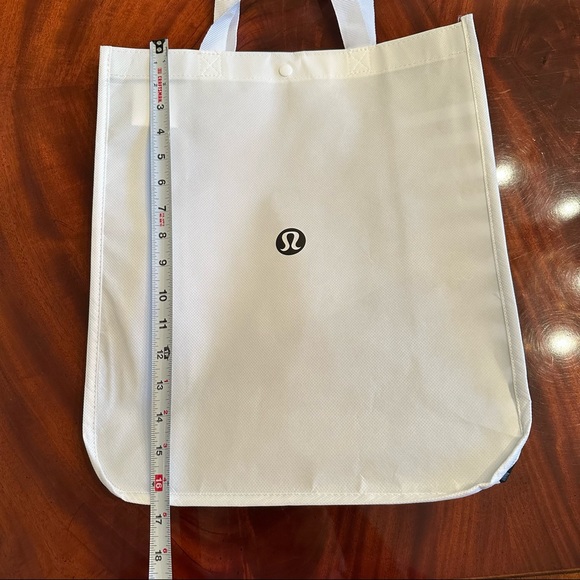 Lululemon Reusable Market Shopper Tote Bag - Picture 6 of 9